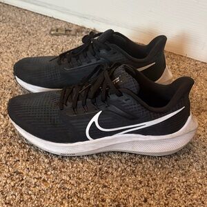 Nike Black and White Athletic Shoes